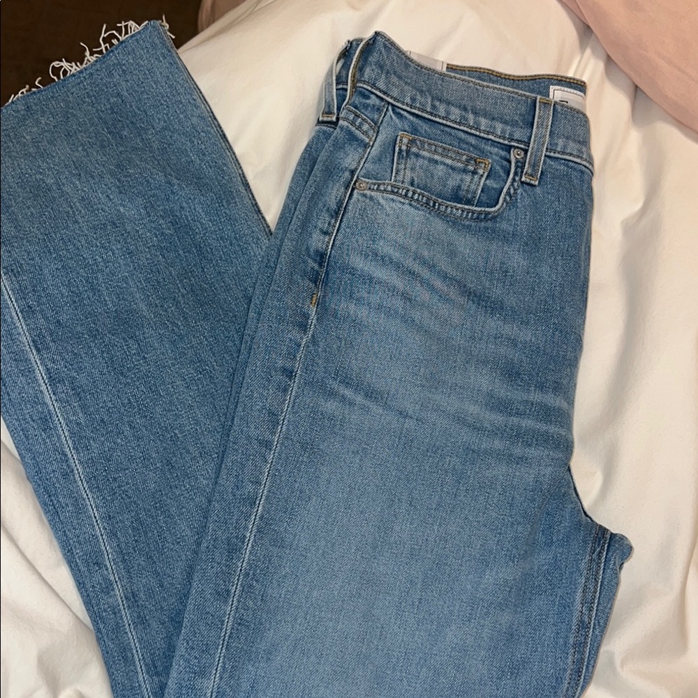 Frank & Eileen The Monaghan Mom Jean Cropped Raw Hem - Medium Wash Denim